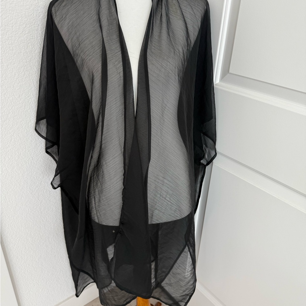 ❤️❤️SOLD❤️❤️Elegant Black Sheer Wrap